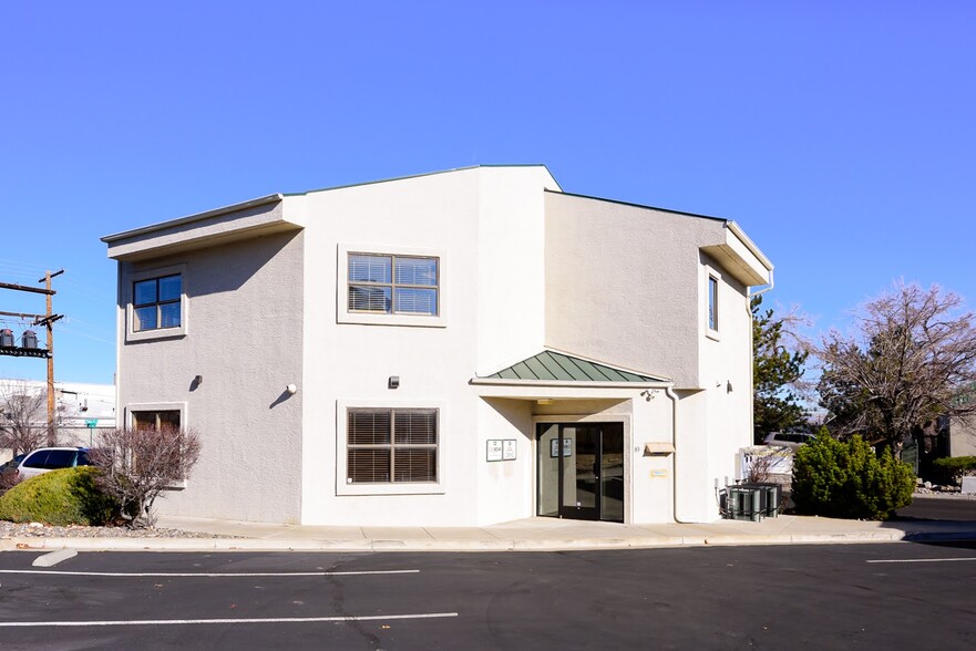 83B Continental Dr